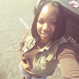 Meet your Posher, Jemeika